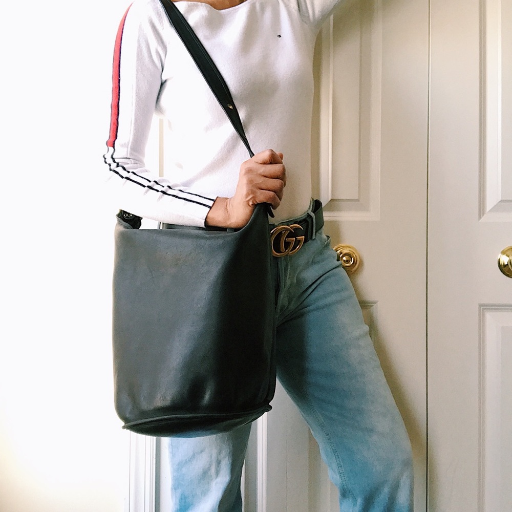 Authentic Classic 100% Leather Coach Duffle Bag